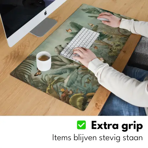 Tropisch bladerdek - Vlinders - groen - Bruin Muismat XXL klein -sfeer3