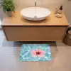 Hibiscus - Water - Roze Badmat klein -sfeer1