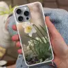 Narcis - Bloem - Minimalistisch Hoesje iPhone 16 Pro Max met koord klein -sfeer3