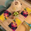 Close-up - Vrouwengezicht - Stippen - Geel Placemat vinyl groot -zzsfeer5_Kitchenyeah-website