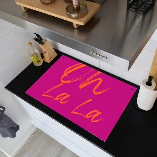 Oh la la - Oranje - Roze Inductie beschemer met haakjes klein -sfeer1