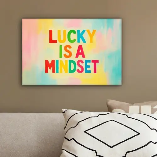 Quote - Lucky - Regenboogkleuren canvas 2cm klein -sfeer3