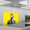 Pak - Hand - Geel keuken achterwand spatscherm klein -3d_schuin