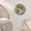 Doorkijk - Bloemen - Tuinpad - Natuur - Raam Akoestische PET Vilt - Rond klein -sfeer4