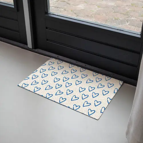 Hartjes patroon - Blauw - Beige - Liefde Deurmat klein -sfeer2