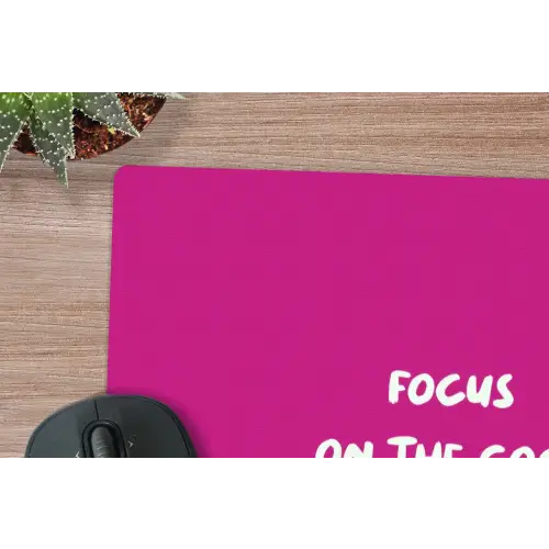 Focus - Smiley - Roze muismat rubber klein -closeup