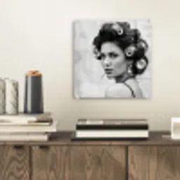 Edgy - Vrouw - Zwart - Wit plexiglas 5mm klein -sfeer1
