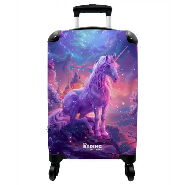 Koffer - Paarse Eenhoorn in Magische Omgeving