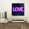 Neon - Love - Valentijn plexiglas 5mm klein -sfeer1