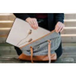 Papaverbollen - Droogbloemen - Minimalistisch - Beige - Rustig laptophoes neopreen klein -tas