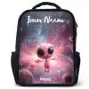 Roze Alien in Sterrennevel Rugzak - Zwart middel -3d