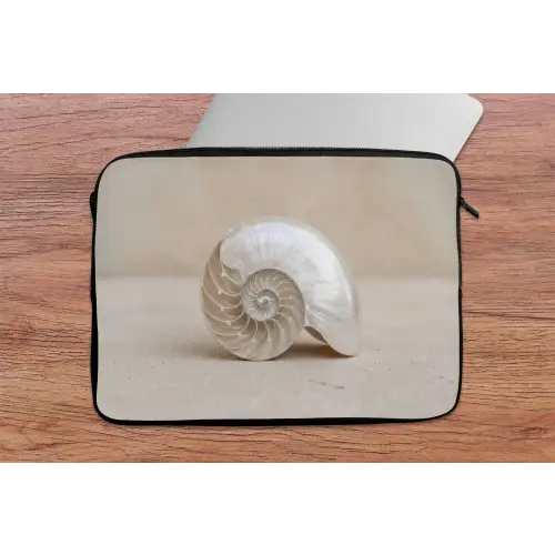 Schelp - Spiraal - Beige laptophoes neopreen klein -tafel