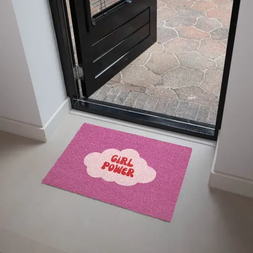 Girl power - Wolk - Roze Deurmat klein -sfeer5
