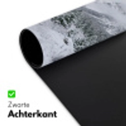 Weg - Bergen - Sneeuw - Naaldbos - Avontuurlijk Muismat XXL klein -sfeer2