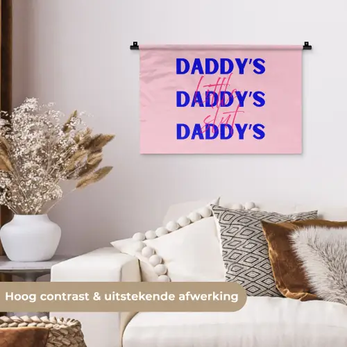 Daddy's - Blauw - Blokletters Wandkleed katoen klein -sfeer1
