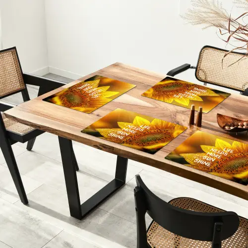 Zonnebloem - Close up - Geel - Quote Placemat vinyl groot -zzsfeer4_Kitchenyeah-website