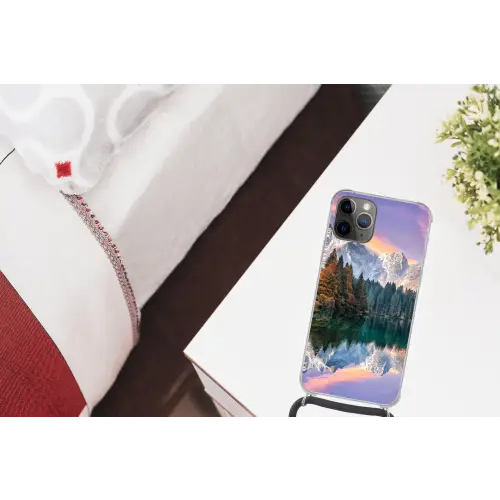shutterstock-1459051037 Hoesje iPhone 12 Pro met koord klein -kamer