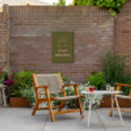 Roze - Groen - Wijn - Quote Tuinposter op houten frame 2 cm dik klein -sfeer3