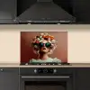 Vrouw - Macarons - Bril keuken achterwand spatscherm klein -sfeer1