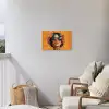 Vrouw - Bloemen - Aesthetic - Oranje Tuinposter op houten frame 2 cm dik klein -sfeer1