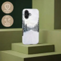 Weg - Sneeuw - Naaldbos - Winter - Avontuurlijk Toughcase MagSafe Apple iPhone 17 klein -USP_PrintM_DE