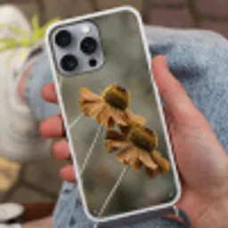 Zonnehoed - Droogbloemen - Geel - Warm Hoesje iPhone 16 Pro Max met koord klein -sfeer3