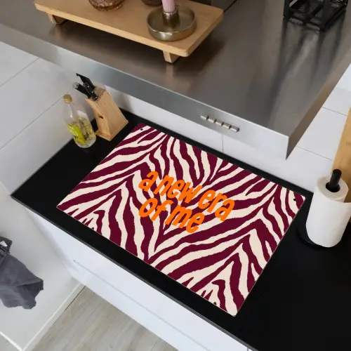 New era - Bordeaux - Zebraprint Inductie beschemer met haakjes klein -sfeer1