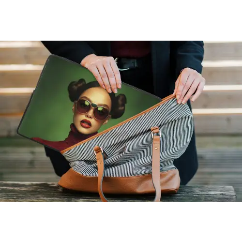 Vrouw - Groen - Bril - Aesthetic - Modern laptophoes neopreen klein -tas