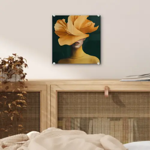 Vrouw - Hoed - Geel plexiglas 5mm klein -sfeer4