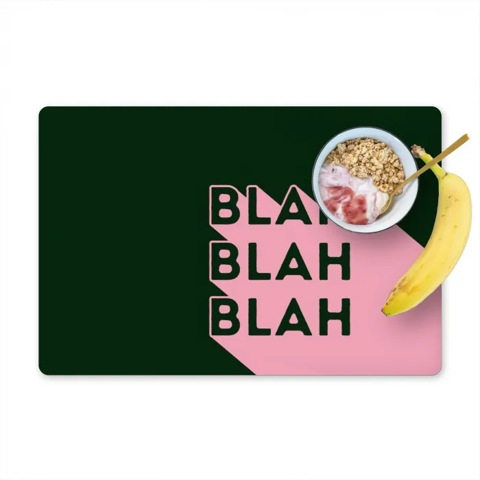 Donkergroen - Tekst - Schaduw - Grafisch Placemat vinyl groot -zzzproduct_Kitchenyeah-website