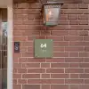 Olijfgroen - Modern Naambord Vierkant klein -sfeer7-XS