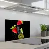Fruit - Water - Zwart - Stilleven Aardbei - Kiwi keuken achterwand spatscherm klein -3d_schuin