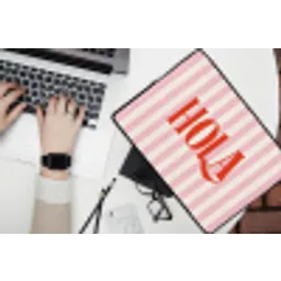 Hola - Quote -  Strepen - Pastel - Roze - Rood - Wit laptophoes neopreen klein -bureau