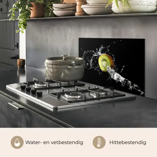 Kiwi - Fruit - Stilleven - Water - Zwart keuken achterwand spatscherm klein -usp_NL