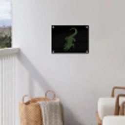 Krokodil - Groen - Tijgerachtig - Strepen tuinposter los doek klein -sfeer8