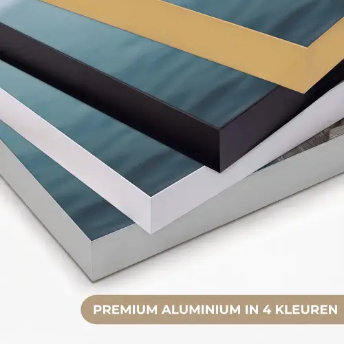 Houten steiger - Helderblauwe lucht Textielframe zwart klein -USP_kleurenNL