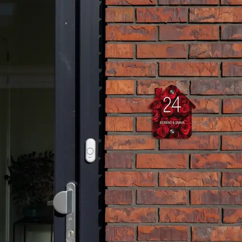 Rode rozen - Klassiek Naambord Huisje klein -sfeer2