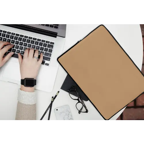 Terracotta - Licht - Palet laptophoes neopreen klein 279 -bureau
