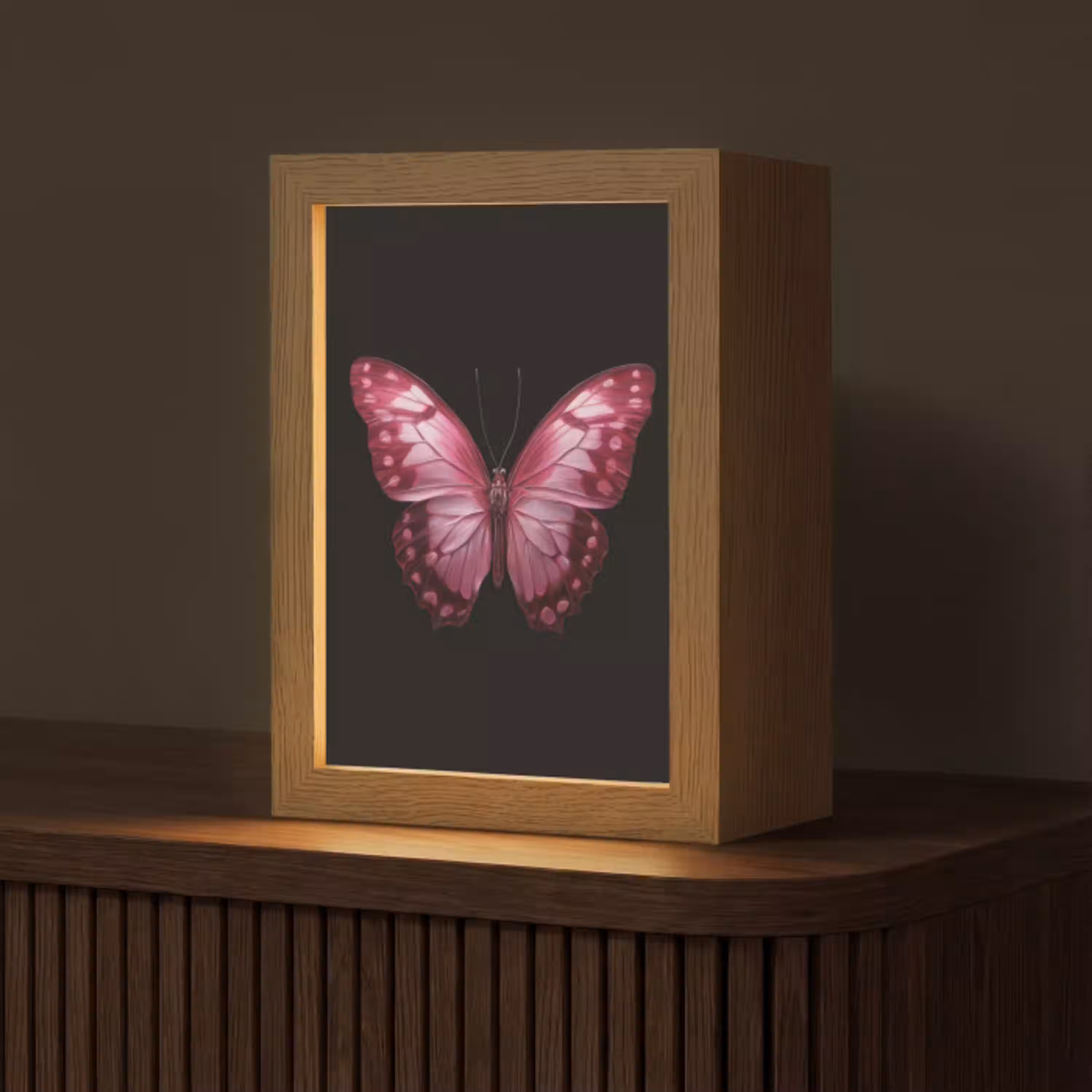 Vlinder - Fuchsia - Grafisch Light Box met kabel (Tafellamp) klein -z3d_website