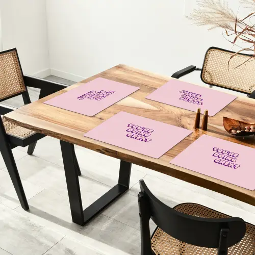 You're doing great - Roze - Bubble letters Placemat vinyl groot -zzsfeer4_Kitchenyeah-website