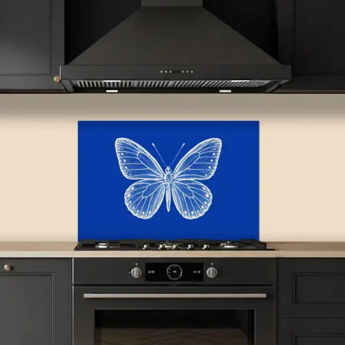 Vlinder - Wit - Getekend - Stippen keuken achterwand spatscherm klein -sfeer1