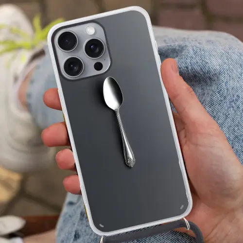Zilver - Metaal - Lepel Hoesje iPhone 16 Pro Max met koord klein -sfeer3
