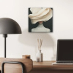Vrouw - Beige - hoed aluminium wit klein -sfeer5