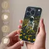 Astronaut - Bloemen - Veld - Geel Telefoonhoesje iPhone 17 Pro klein -sfeer3_NL
