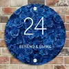 Blauwe rozen - Klassiek Naambord Rond klein -sfeer2