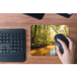 Bos - Beek - Zonlicht - Natuur - Groen muismat rubber klein -toetsenbord