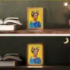 Frida Kahlo - Vrouw - Geel - Blauw - Bloemen Light Box met kabel (Tafellamp) klein -sfeer3