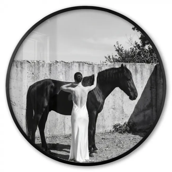 Ronde fotolijst - Vrouw - Paard - Artistiek