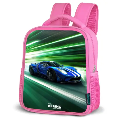 Blauwe raceauto met strepen in groene tunnel Kinderrugzak - Roze middel -schuin