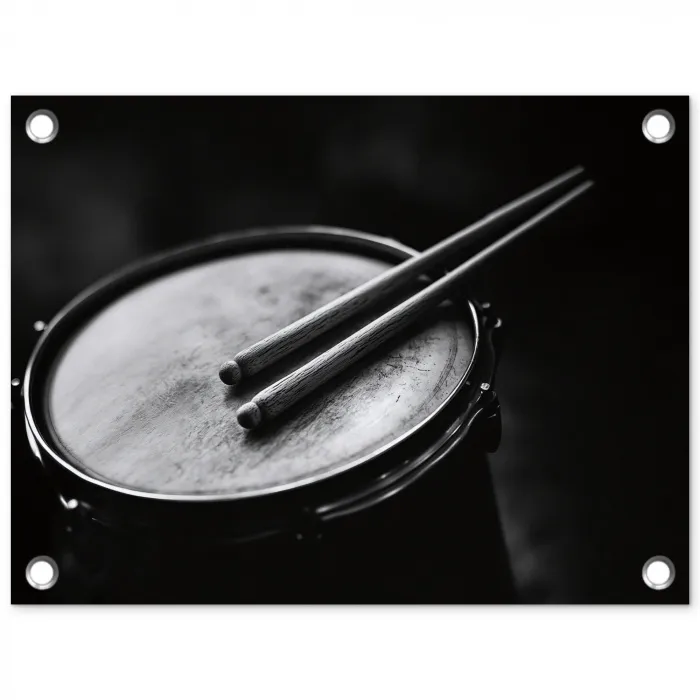 Trommel - Close-up - Drumstokken - Zwart tuinposter los doek klein -3d